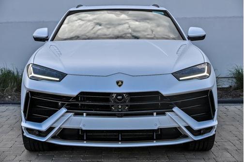 Bianco 2024 Lamborghini Urus S