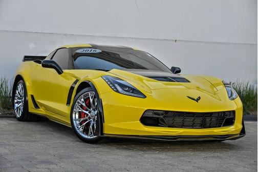 Corvette Racing Yellow Tintcoat 2016 Chevrolet Corvette Z06
