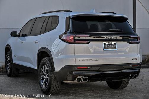 2024 GMC Acadia AT4