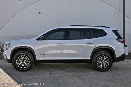 2024 GMC Acadia AT4