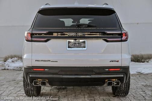 2024 GMC Acadia AT4