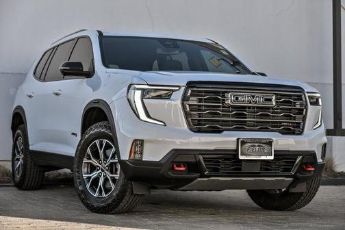 2024 GMC Acadia AT4
