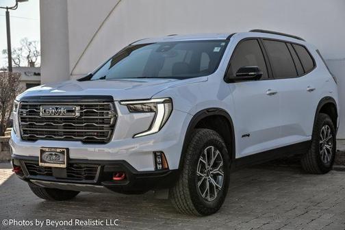 2024 GMC Acadia AT4