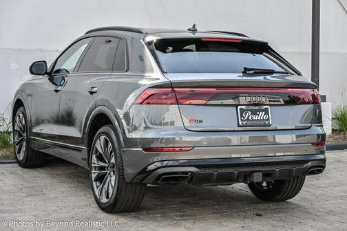 2024 Audi Q8 55 Premium Plus