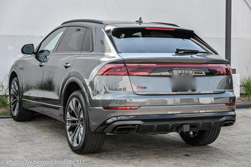 2024 Audi Q8 55 Premium Plus