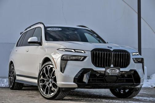 2025 BMW X7 xDrive40i