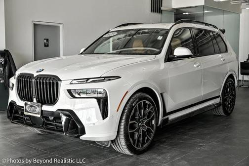 2025 BMW X7 xDrive40i
