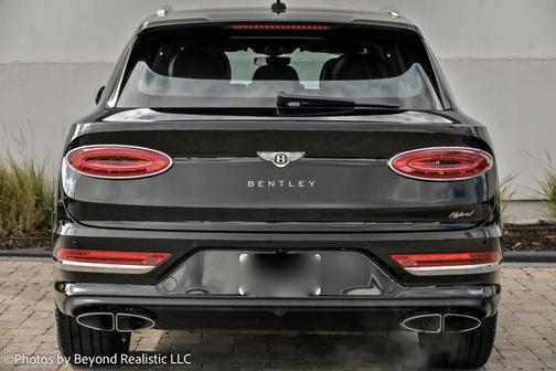 2024 Bentley Bentayga Hybrid V8