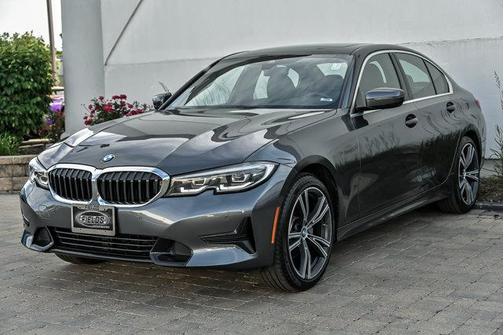 Mineral Gray Metallic 2021 BMW 330 i xDrive