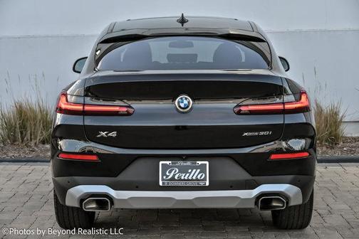 2024 BMW X4 xDrive30i