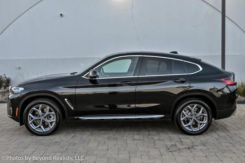 2024 BMW X4 xDrive30i