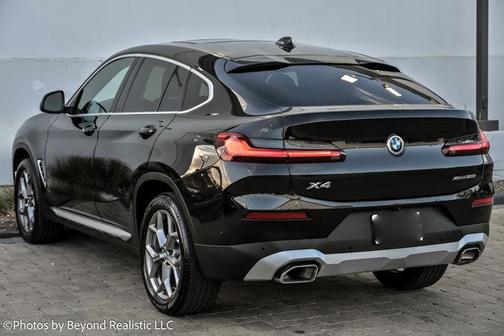 2024 BMW X4 xDrive30i