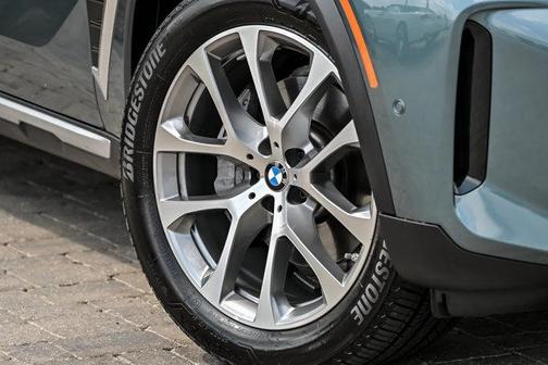 Blue Ridge Mountain Metallic 2026 BMW X5 xDrive40i