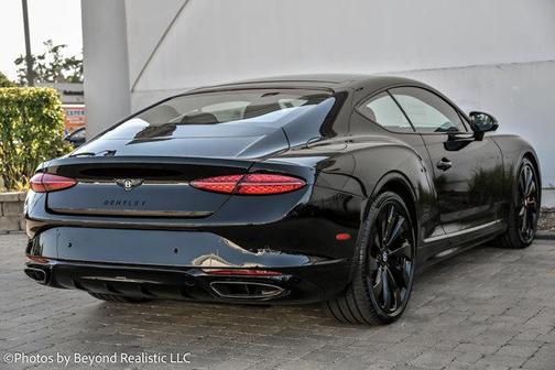 2025 Bentley Continental GT V8