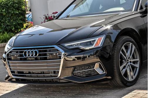 Mythos Black Metallic 2023 Audi A6 55 Premium Plus