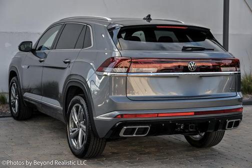 2024 Volkswagen Atlas Cross Sport 2.0T SEL R-Line