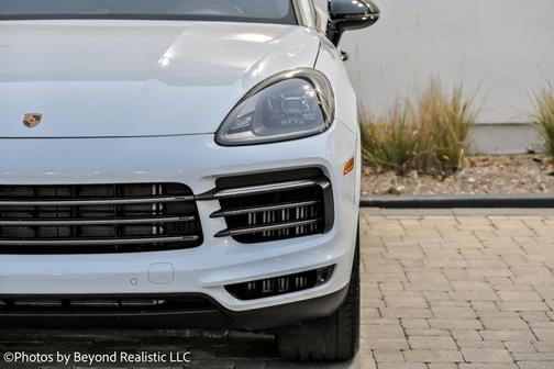 2023 Porsche Cayenne S Platinum Edition