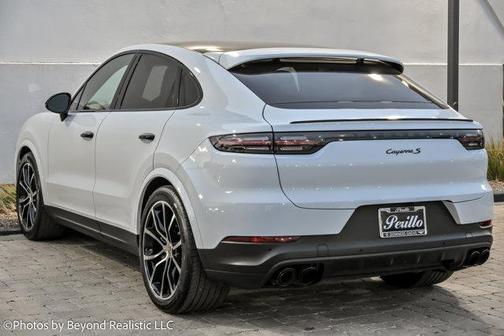 2023 Porsche Cayenne 