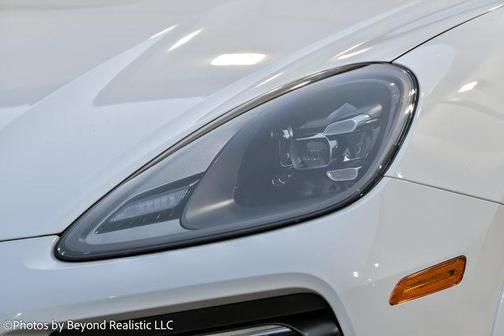 2023 Porsche Cayenne S Platinum Edition