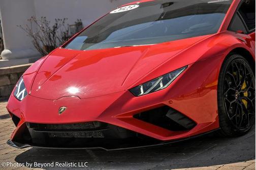 2023 Lamborghini Huracan EVO Base