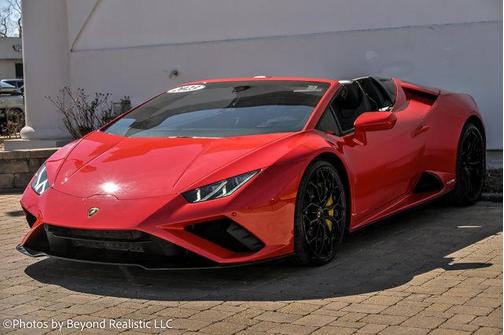 2023 Lamborghini Huracan EVO Base