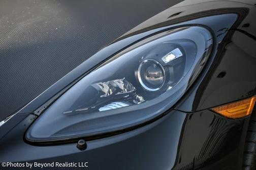 2025 Porsche 718 Cayman Base