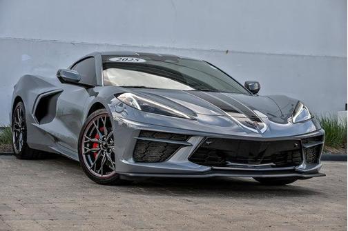 Sea 2025 Chevrolet Corvette Stingray w/2LT