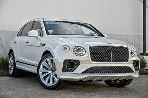 Glacier White 2023 Bentley Bentayga Azure