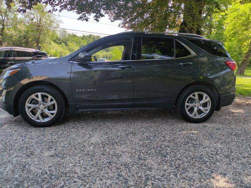 Nightfall Gray Metallic 2020 Chevrolet Equinox 1LT