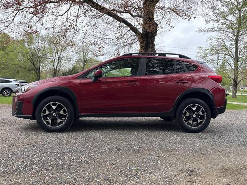 Venetian Red Pearl 2018 Subaru Crosstrek 2.0i Premium