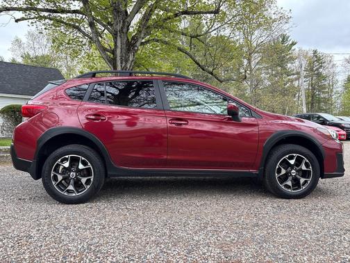 Venetian Red Pearl 2018 Subaru Crosstrek 2.0i Premium