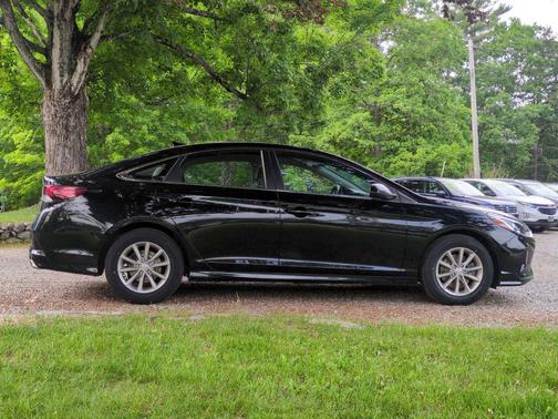 Phantom Black 2018 Hyundai SONATA SE