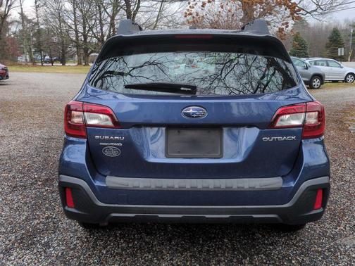 2019 Subaru Outback 2.5i