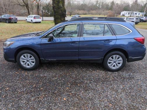 2019 Subaru Outback 2.5i