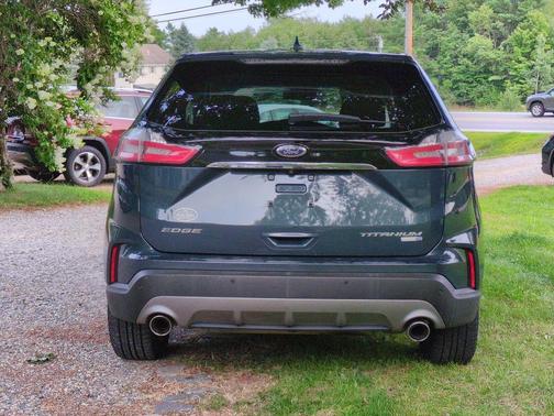 Blue Metallic 2019 Ford Edge Titanium