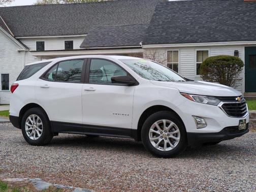 Summit White 2020 Chevrolet Equinox LS