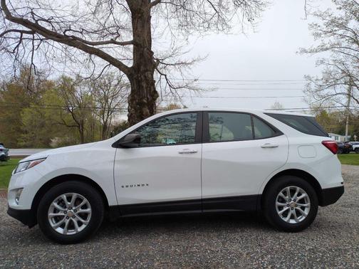 Summit White 2020 Chevrolet Equinox LS