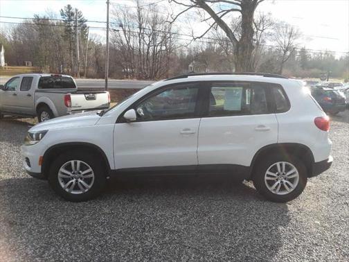 2016 Volkswagen Tiguan S