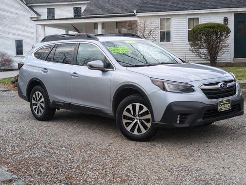 Ice Silver Metallic 2022 Subaru Outback Premium