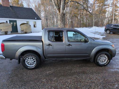 2018 Nissan Frontier SV
