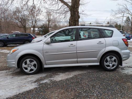 2006 Pontiac Vibe Base