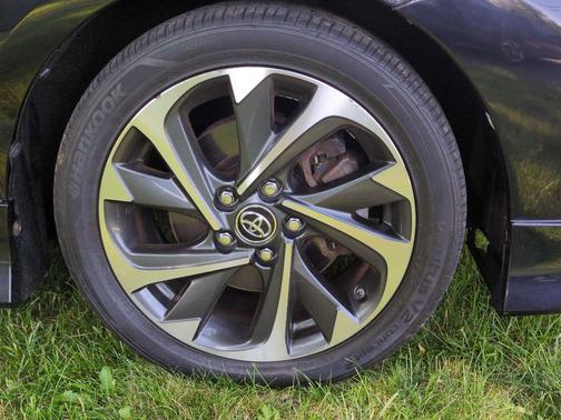 Black Sand Pearl 2018 Toyota Corolla iM Base