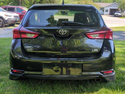 Black Sand Pearl 2018 Toyota Corolla iM Base