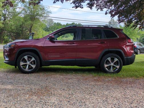 Velvet Red Pearlcoat 2019 Jeep Cherokee Limited