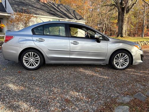 2012 Subaru Impreza 2.0i Premium
