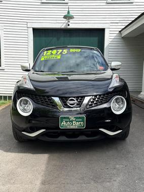 Super Black 2017 Nissan Juke SV