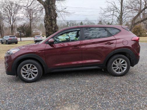 2018 Hyundai TUCSON SE