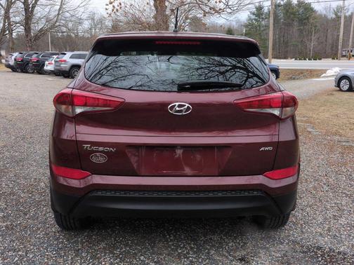 2018 Hyundai TUCSON SE