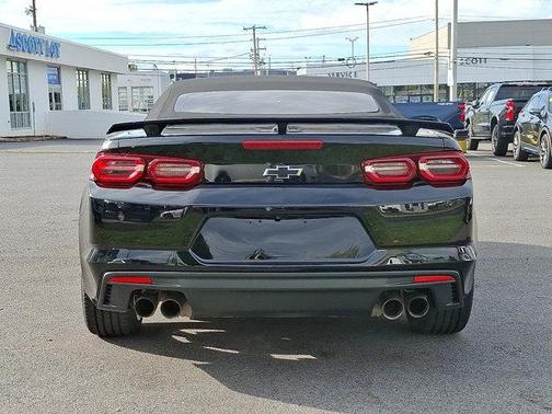 2023 Chevrolet Camaro RWD Convertible LT1