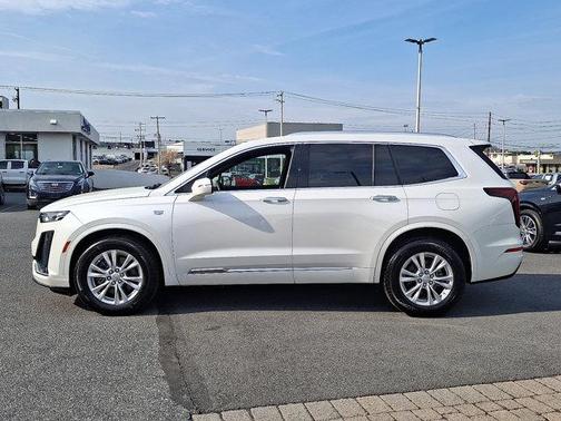 2025 Cadillac XT6 Luxury AWD